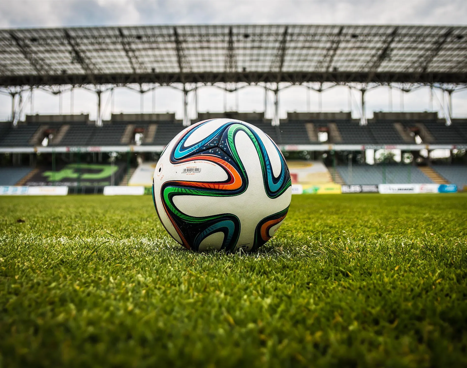 the-ball-stadion-football-the-pitch-47730 https://soccerex.com/wp-content/uploads/2025/06/the-ball-stadion-football-the-pitch-47730.webp